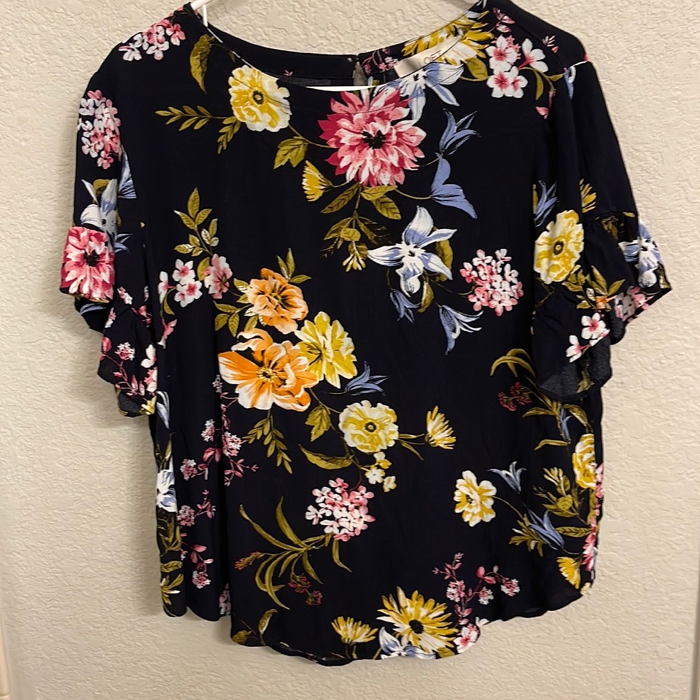 Loft ruffle sleeve top